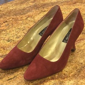 Kenneth Cole Suede Pumps